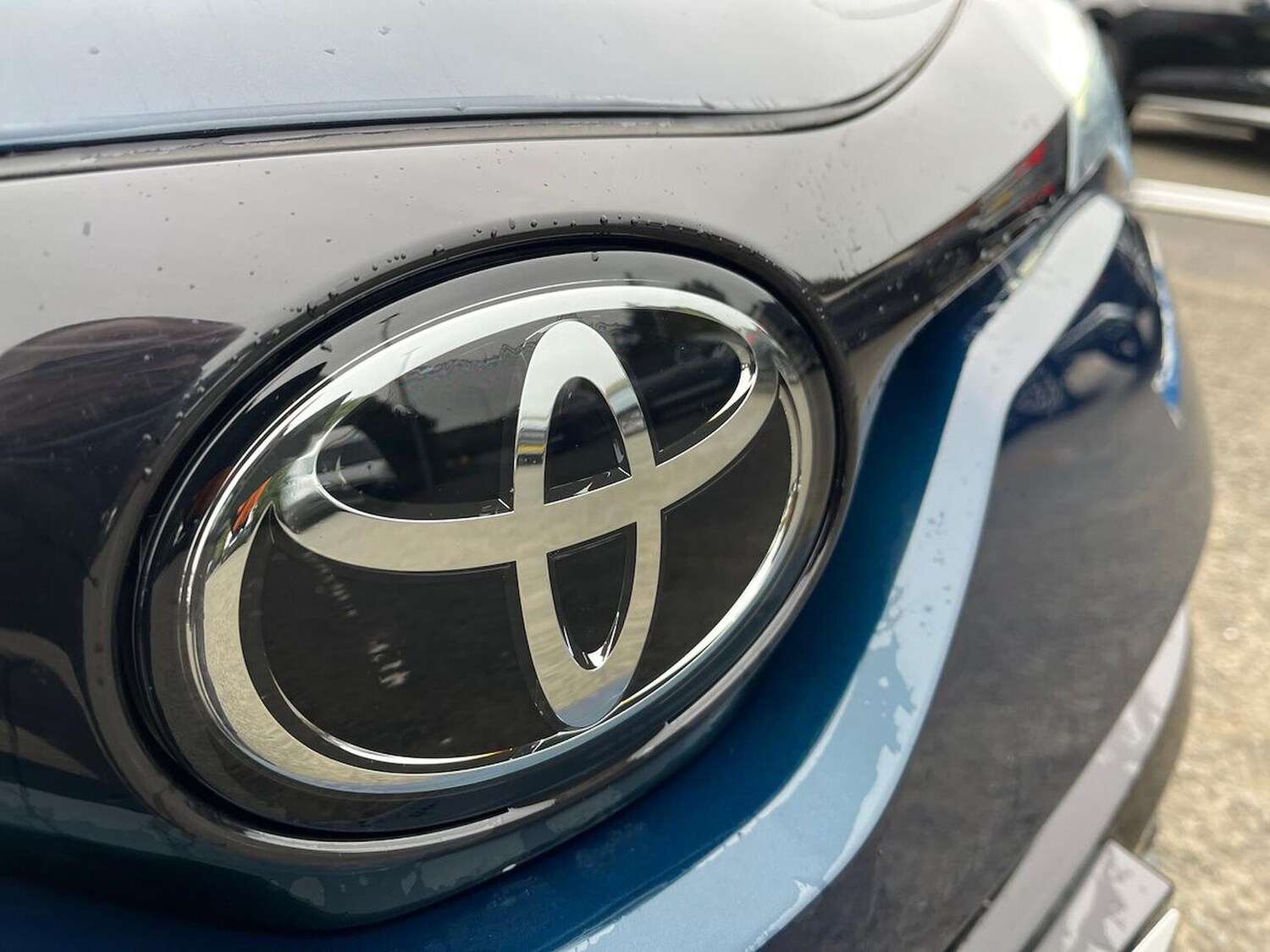 Used Toyota C-HR 2023 for sale - 76193146: Photo 32