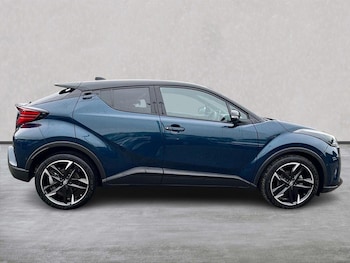 Used Toyota C-HR 2023 for sale - 76193146: Photo 3