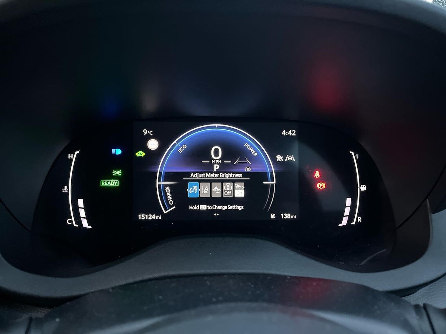 Used Toyota Yaris Cross 2024 for sale - 76402428: Photo 11