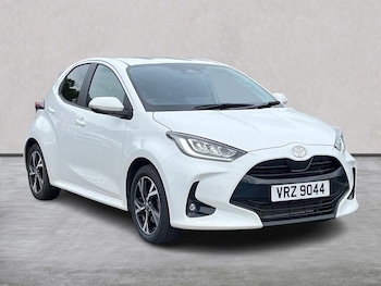 Used Toyota Yaris 2024 for sale - 79483060: Photo