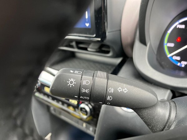 Used Toyota Yaris Cross 2023 for sale - 76194527: Photo 28