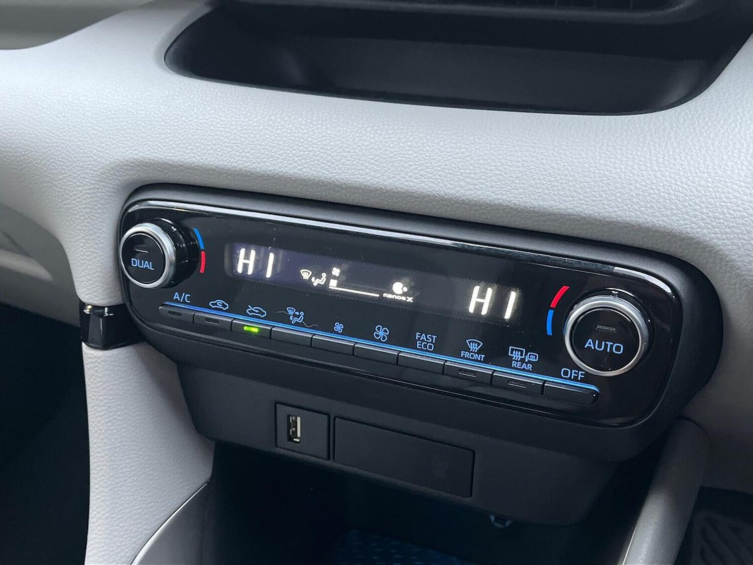 Used Toyota Yaris 2022 for sale - 77487583: Photo 12