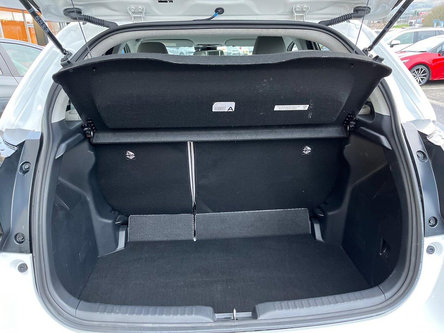 Used Toyota Yaris 2022 for sale - 77487583: Photo 17