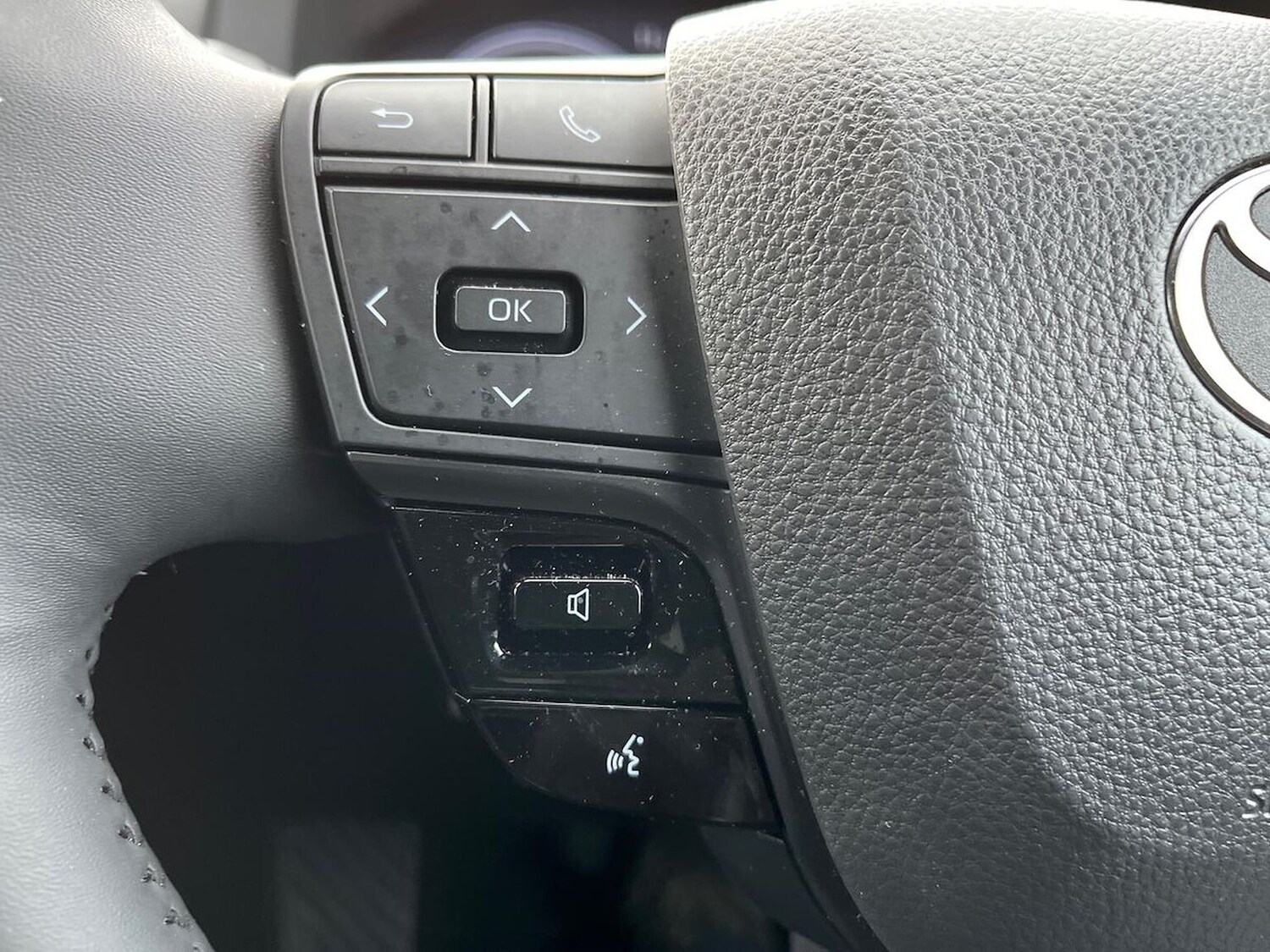 Used Toyota C-HR 2024 for sale - 77487629: Photo 27