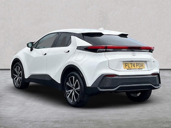 Used Toyota C-HR 2024 for sale - 75490357: Photo