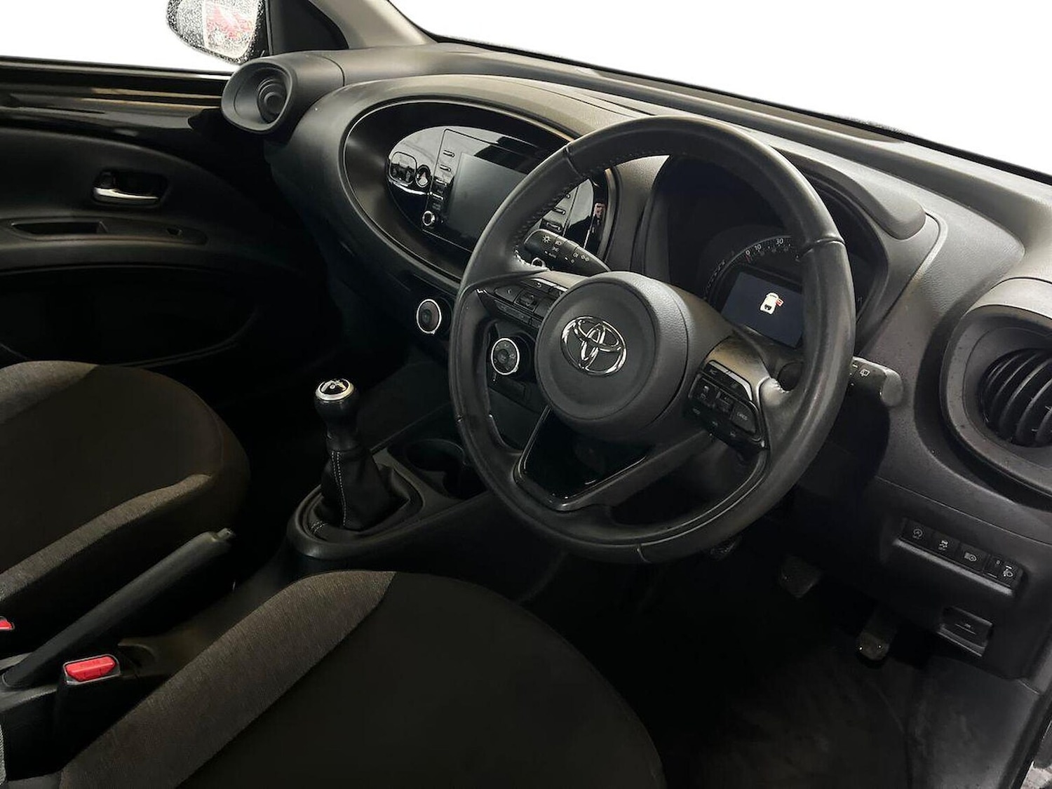 Used Toyota Aygo X 2023 for sale - 76963505: Photo 15