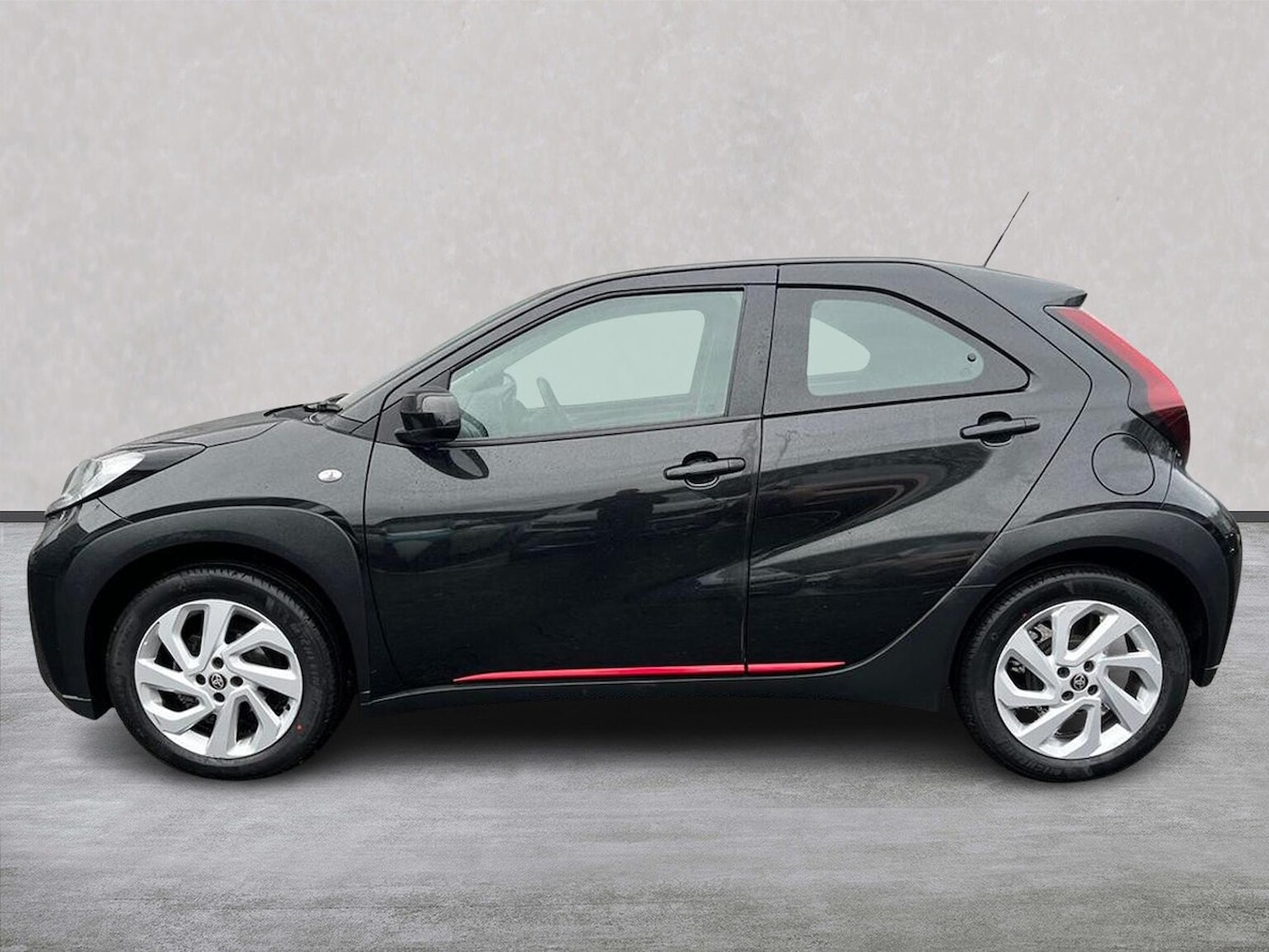 Used Toyota Aygo X 2023 for sale - 76963505: Photo 19