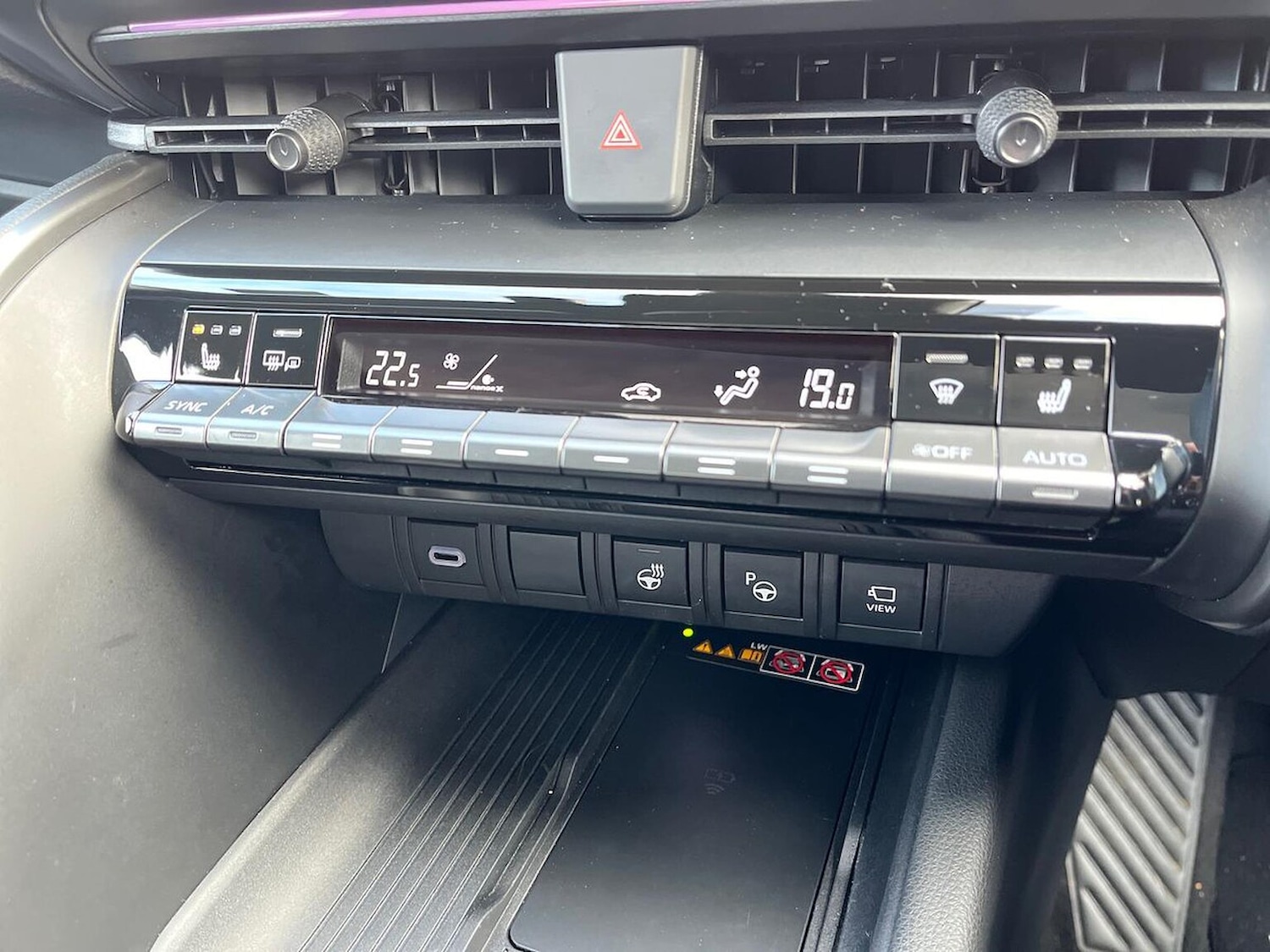 Used Toyota C-HR 2025 for sale - 78079392: Photo 12