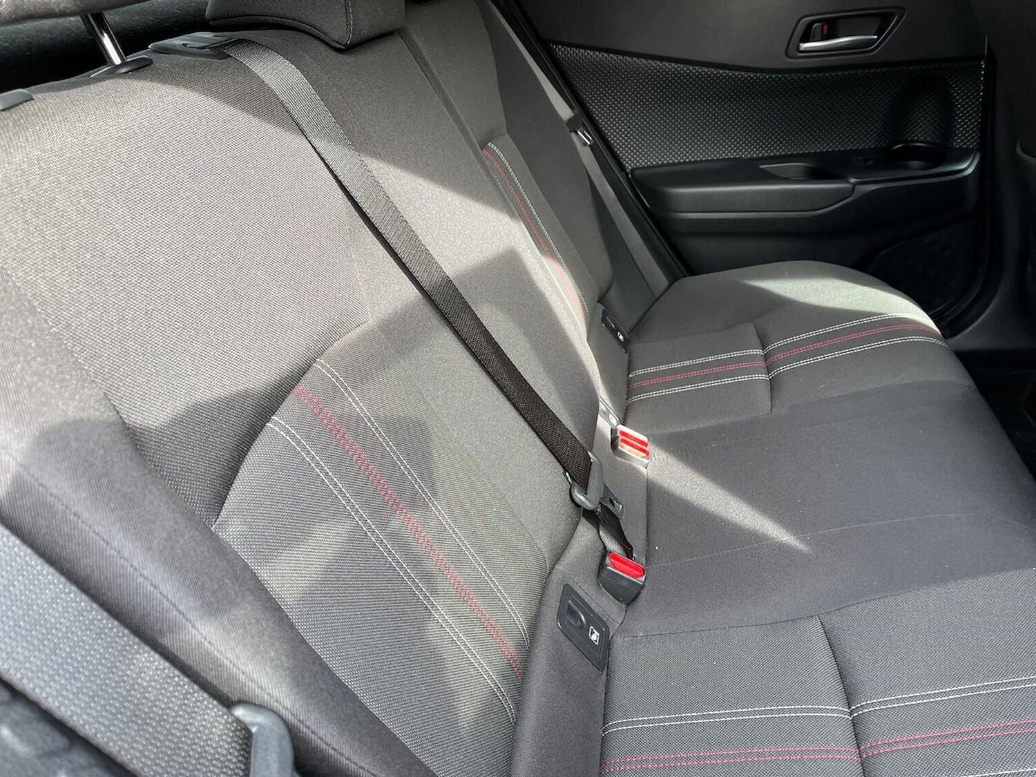 Used Toyota C-HR 2023 for sale - 78193123: Photo 18