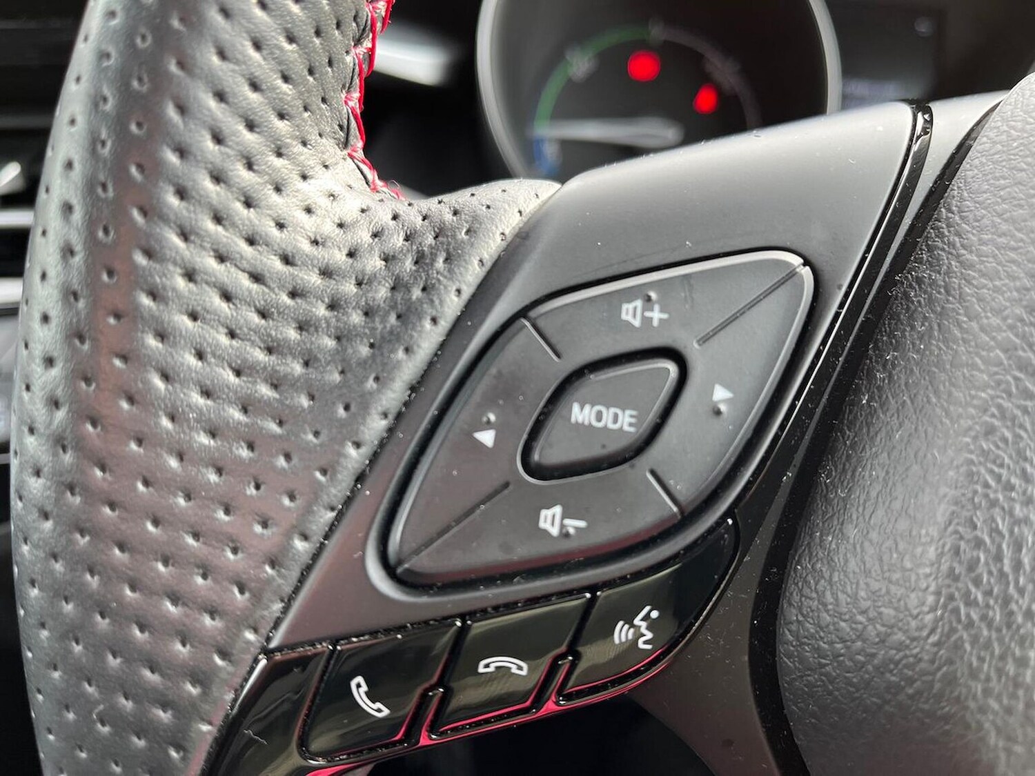 Used Toyota C-HR 2023 for sale - 78193123: Photo 29