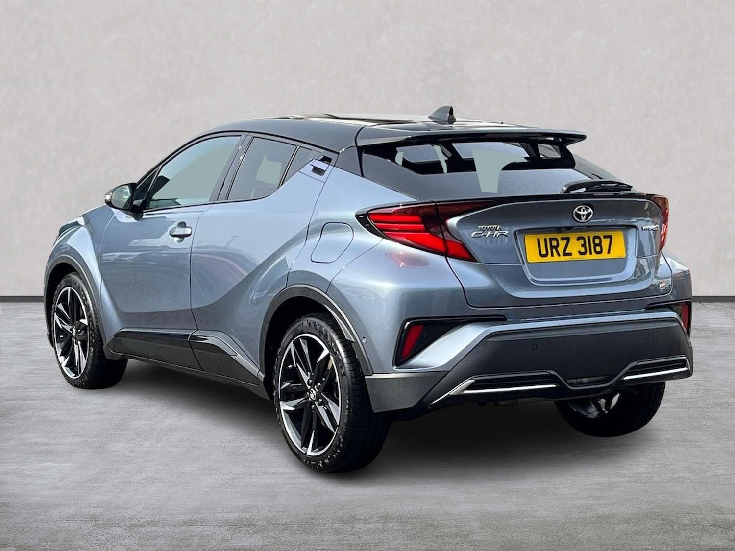 Used Toyota C-HR 2023 for sale - 78193123: Photo 4