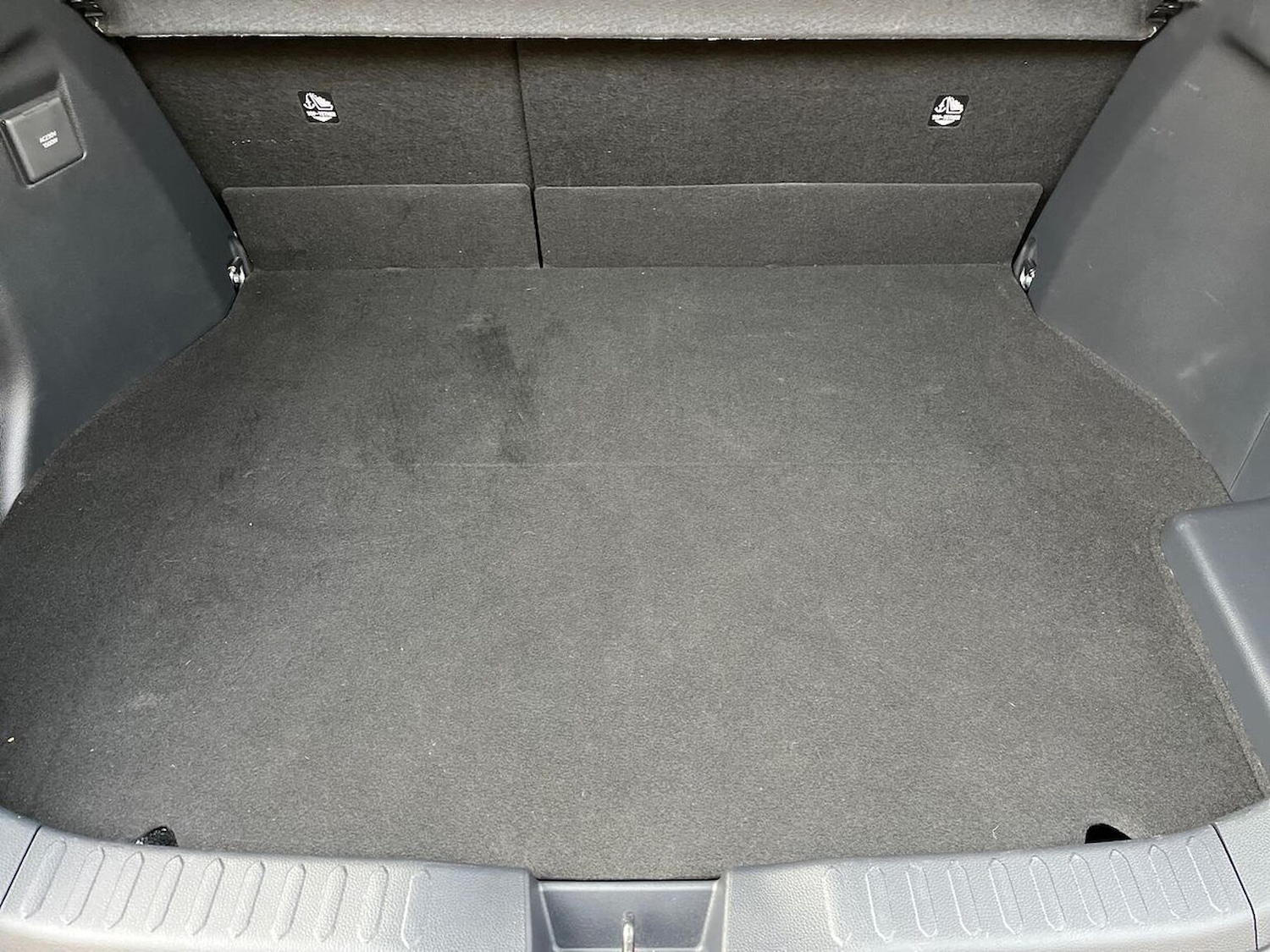 Used Toyota C-HR 2024 for sale - 76919016: Photo 17