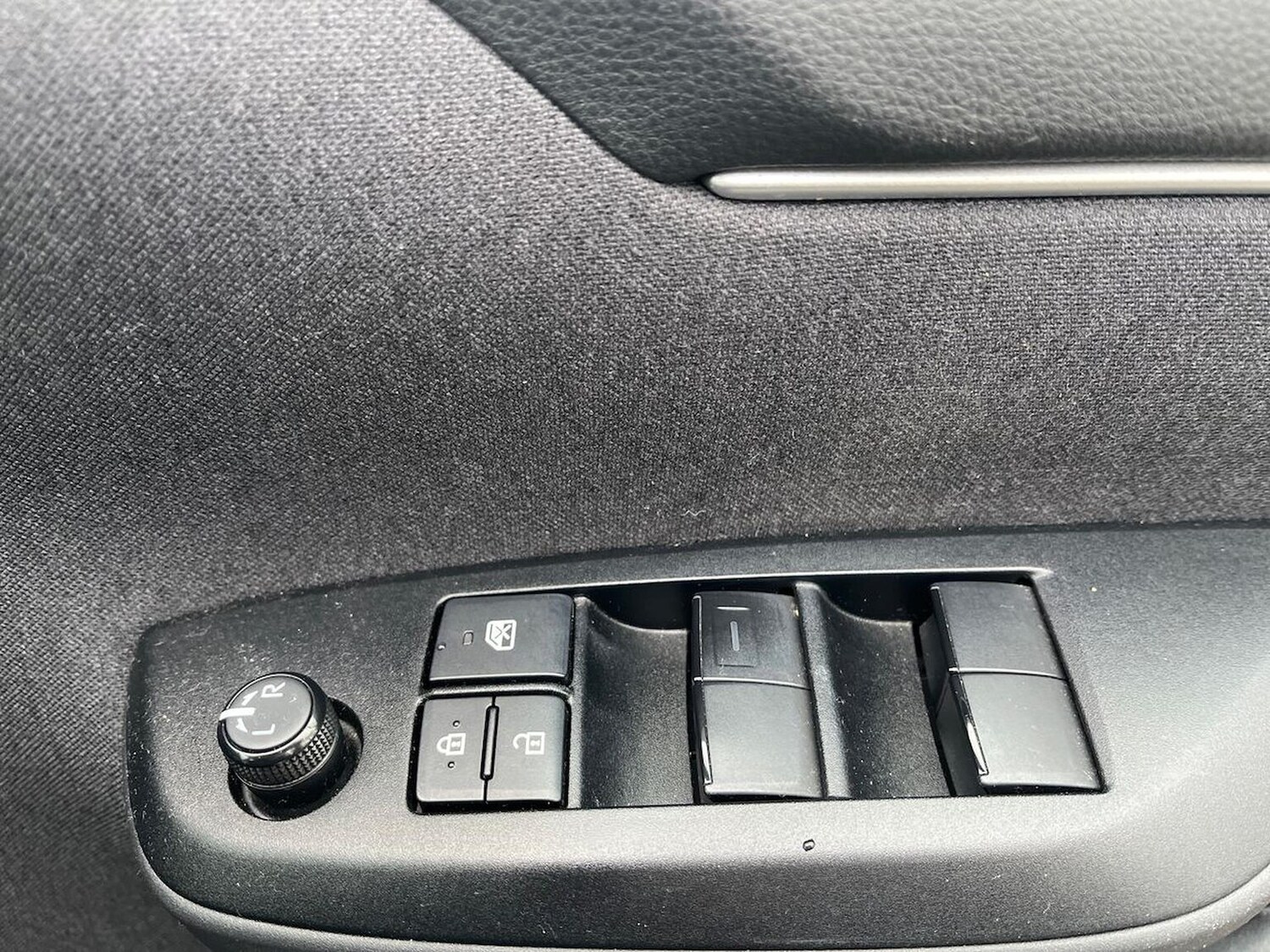 Used Toyota Yaris 2023 for sale - 78193148: Photo 23