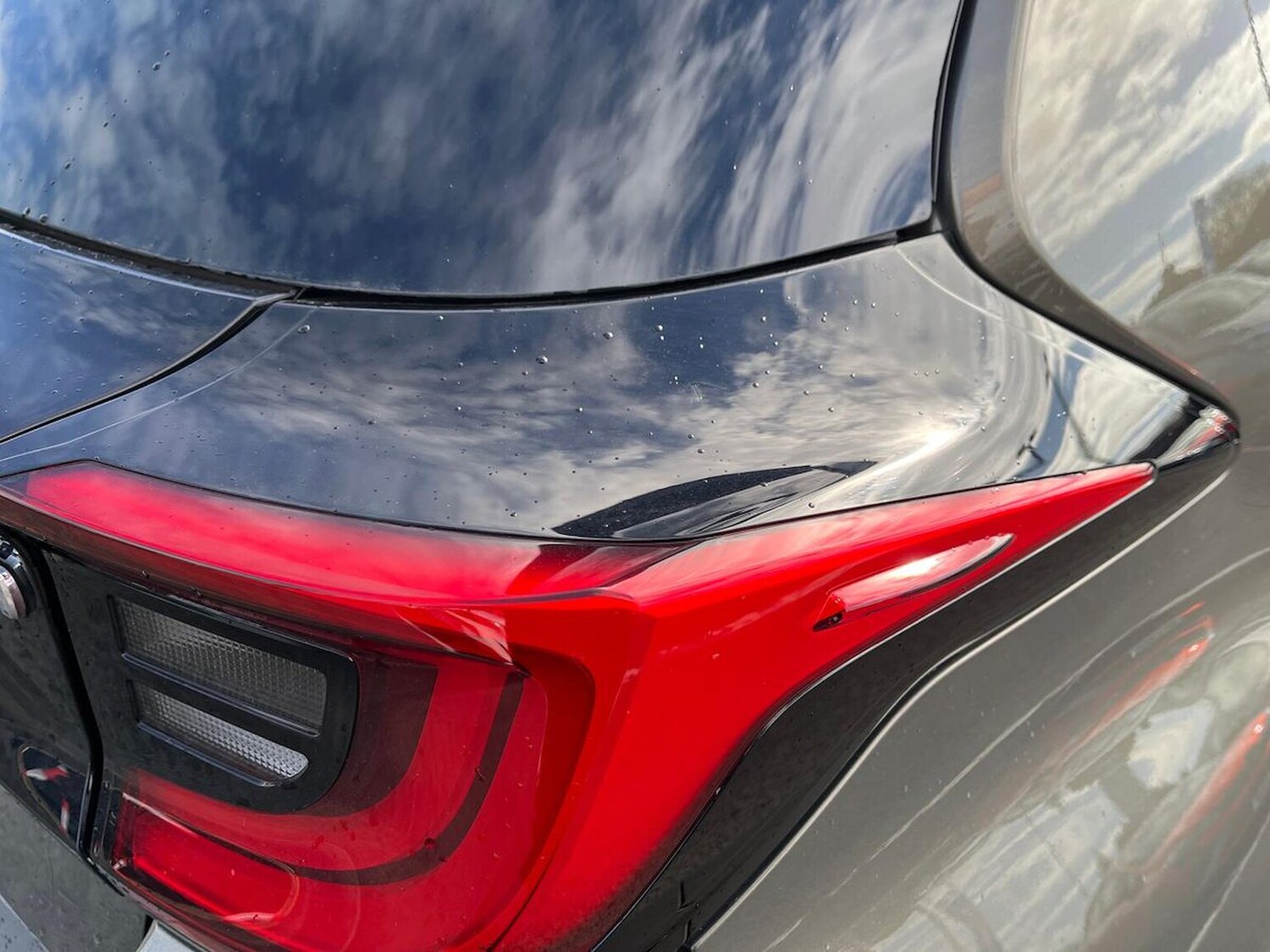 Used Toyota Yaris 2023 for sale - 78193148: Photo 36