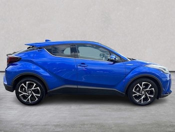 Used Toyota C-HR 2020 for sale - 79483064: Photo