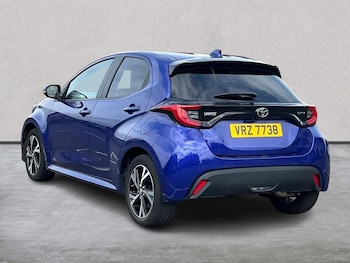 Used Toyota Yaris 2024 for sale - 79048003: Photo