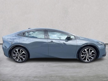 Used Toyota Prius 2026 for sale - 79507690: Photo