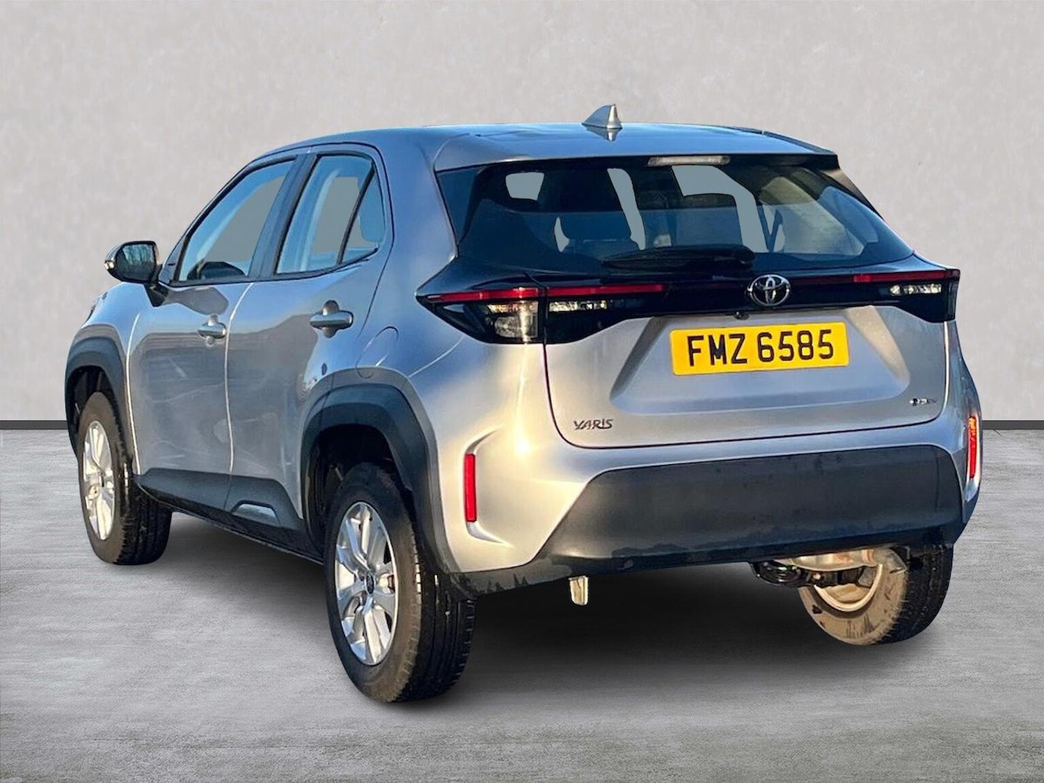 Used Toyota Yaris Cross 2024 for sale - 76770011: Photo 2