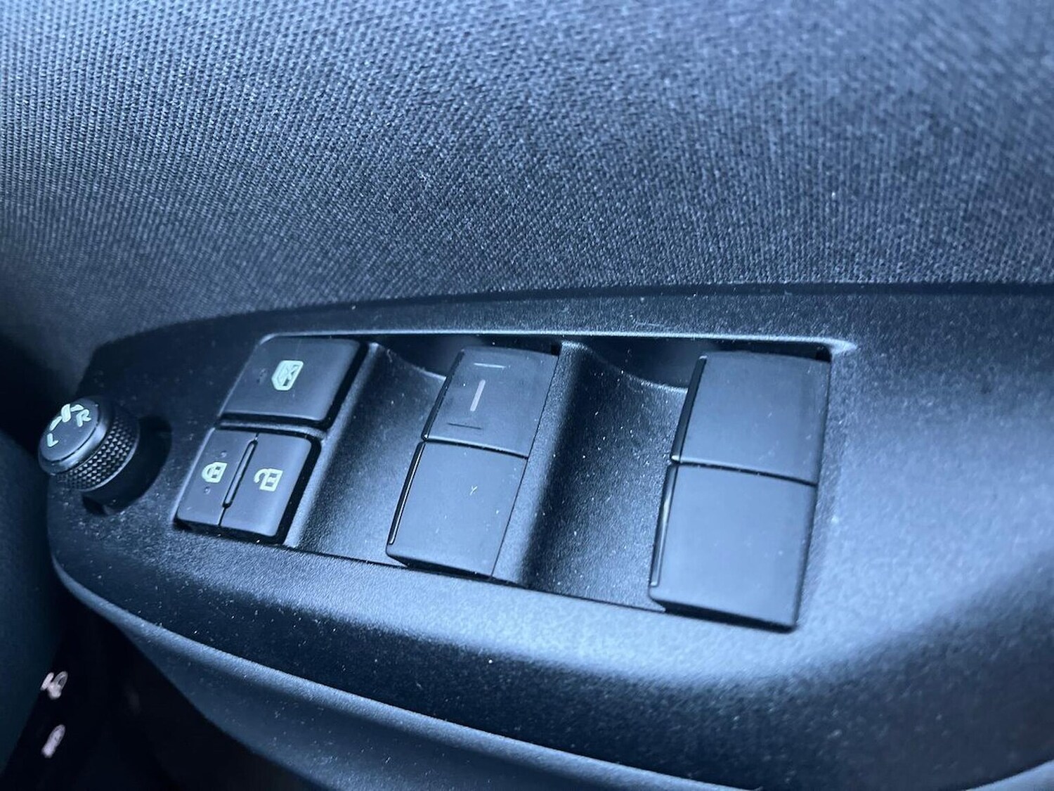 Used Toyota Yaris Cross 2024 for sale - 76770011: Photo 21