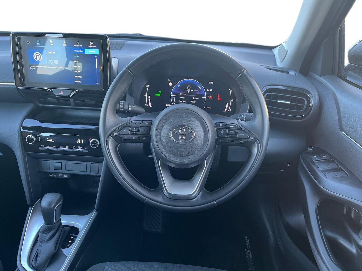 Used Toyota Yaris Cross 2024 for sale - 76770011: Photo 9