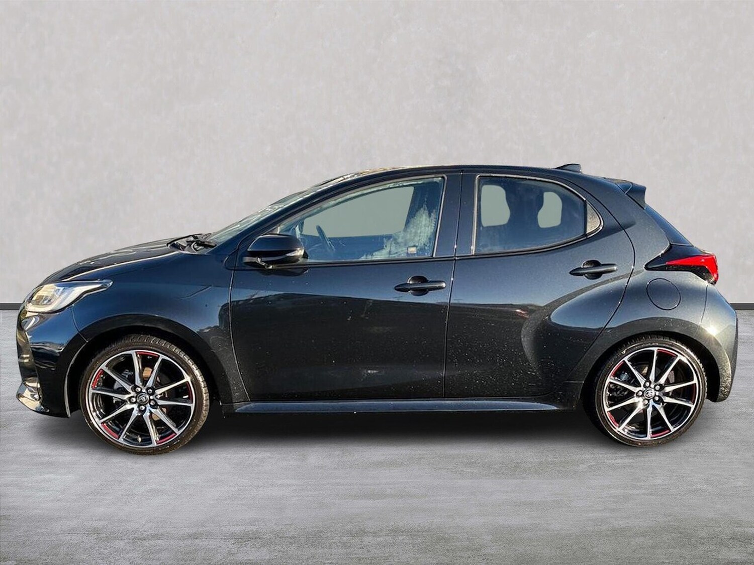 Used Toyota Yaris 2023 for sale - 77487607: Photo 20