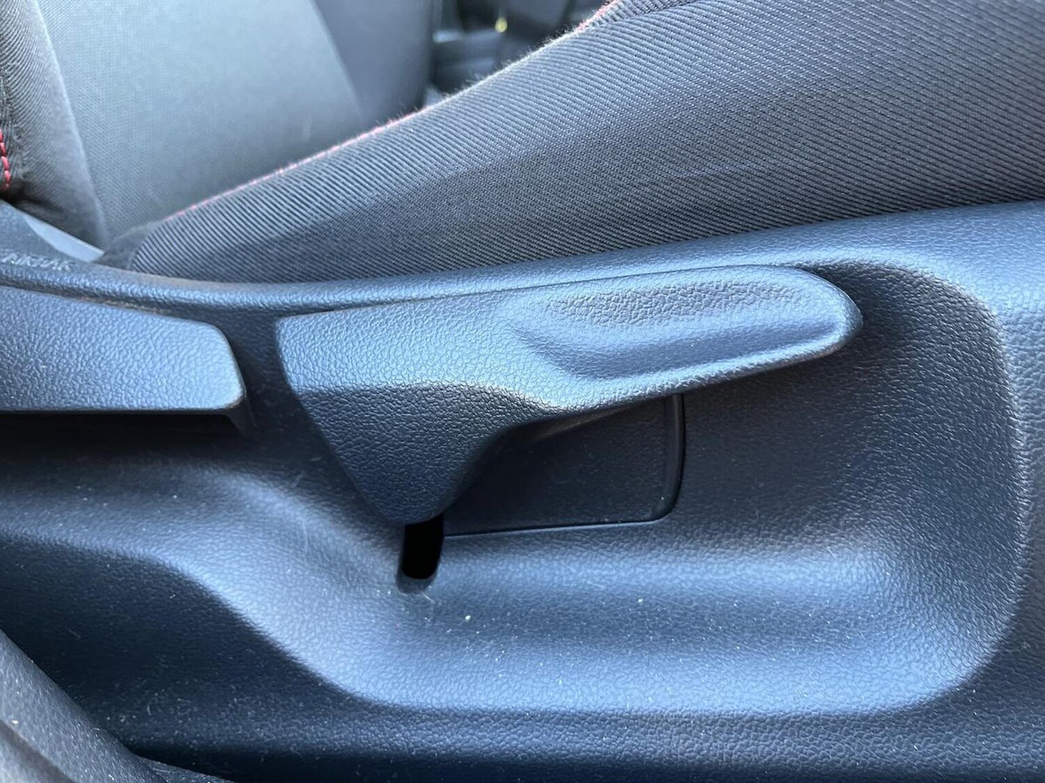 Used Toyota Yaris 2023 for sale - 77487607: Photo 30