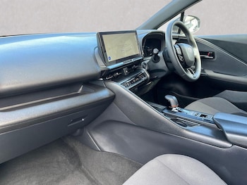 Used Toyota C-HR 2024 for sale - 78746594: Photo