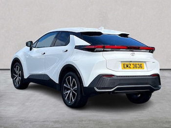 Used Toyota C-HR 2024 for sale - 78746594: Photo