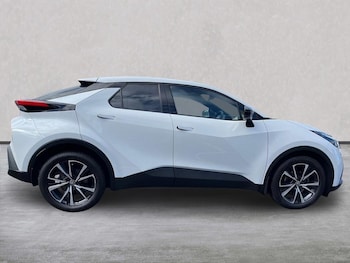 Used Toyota C-HR 2024 for sale - 78746594: Photo