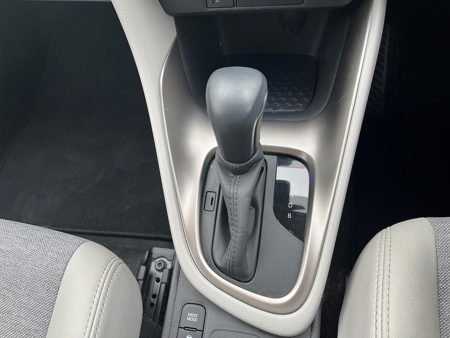 Used Toyota Yaris 2023 for sale - 76911254: Photo 13