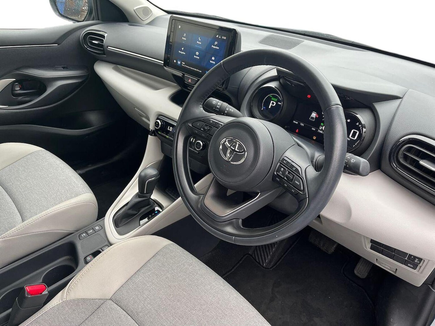 Used Toyota Yaris 2023 for sale - 76911254: Photo 15