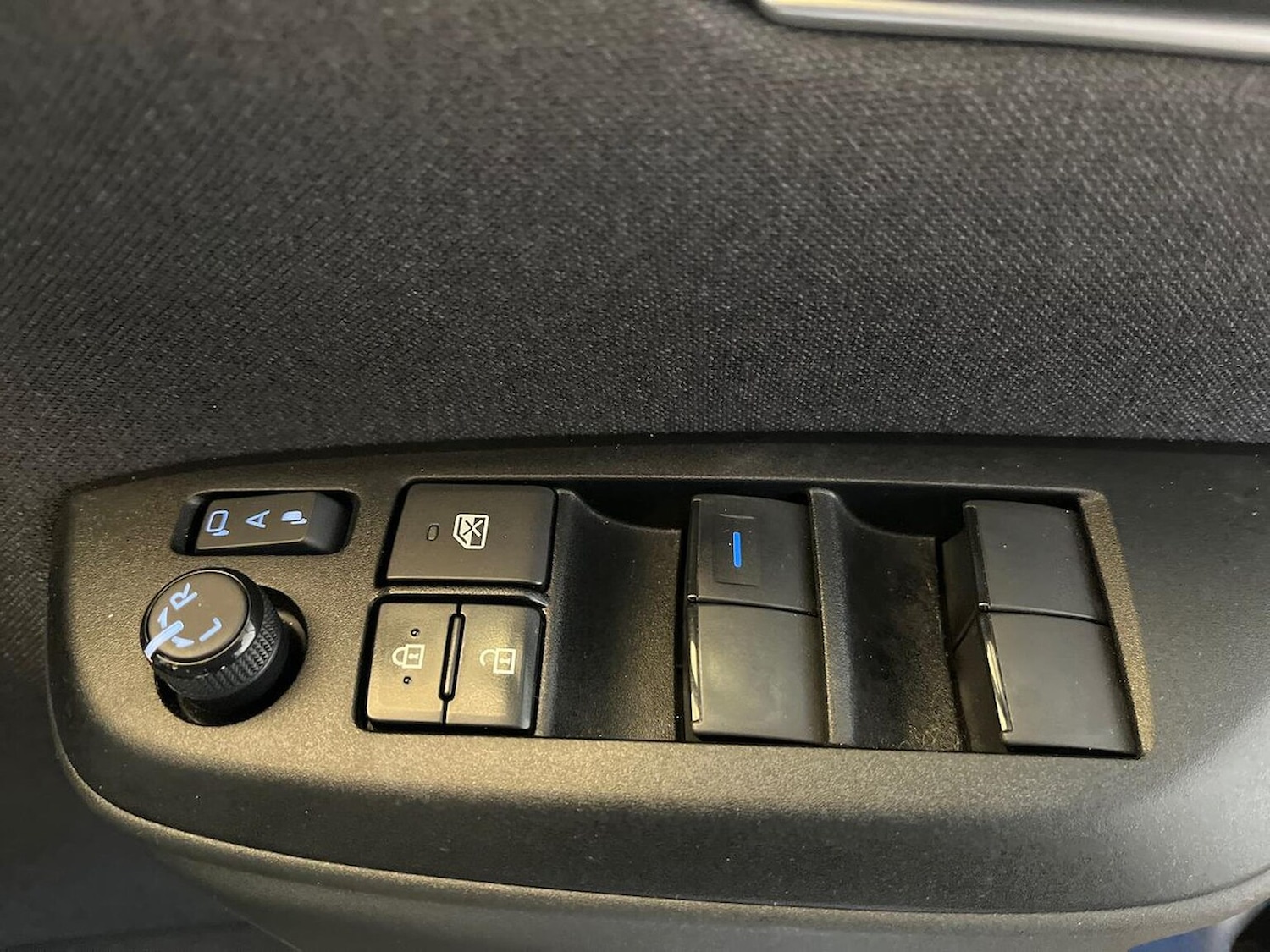 Used Toyota Yaris 2023 for sale - 76911254: Photo 21