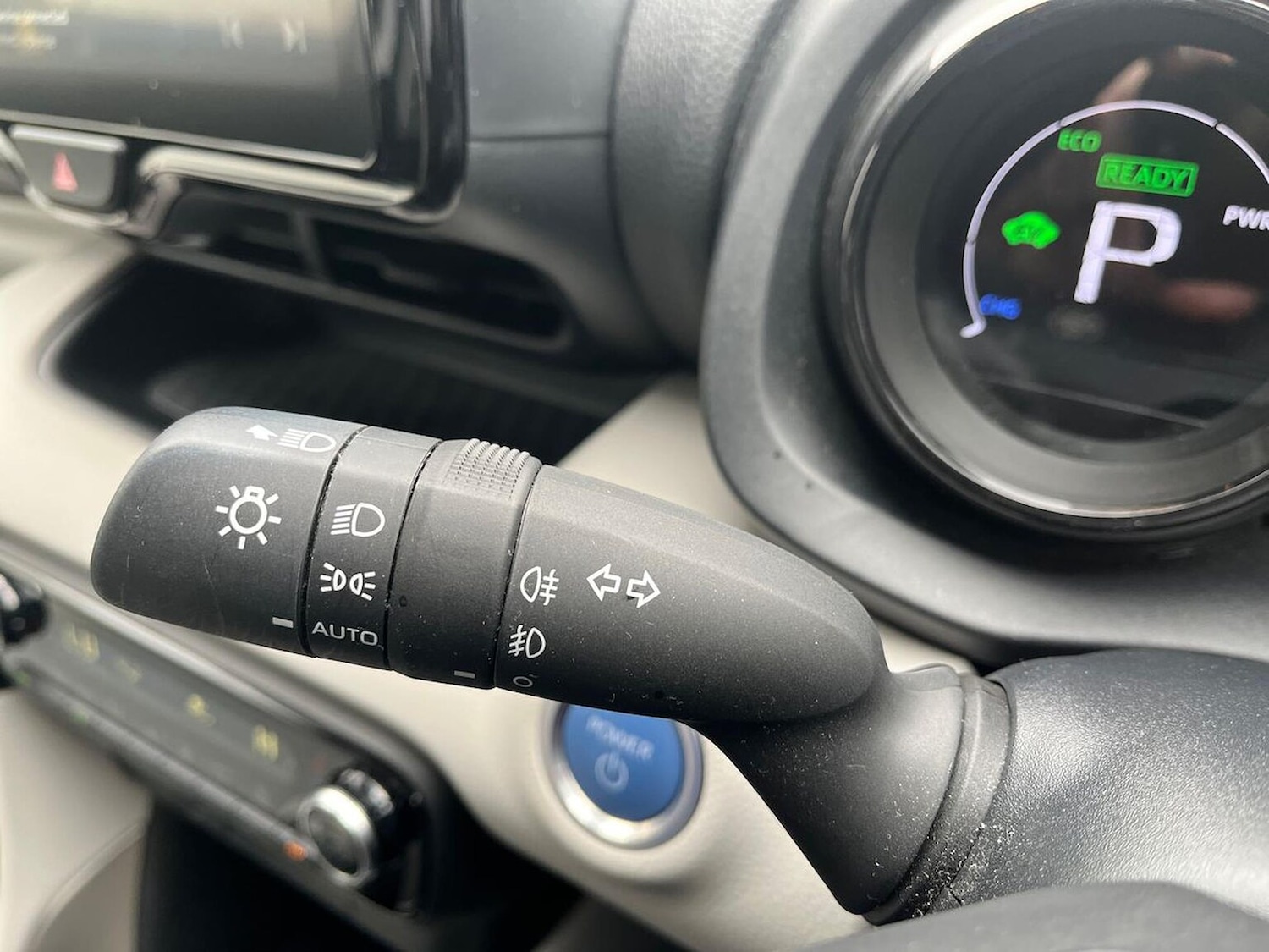 Used Toyota Yaris 2023 for sale - 76911254: Photo 29