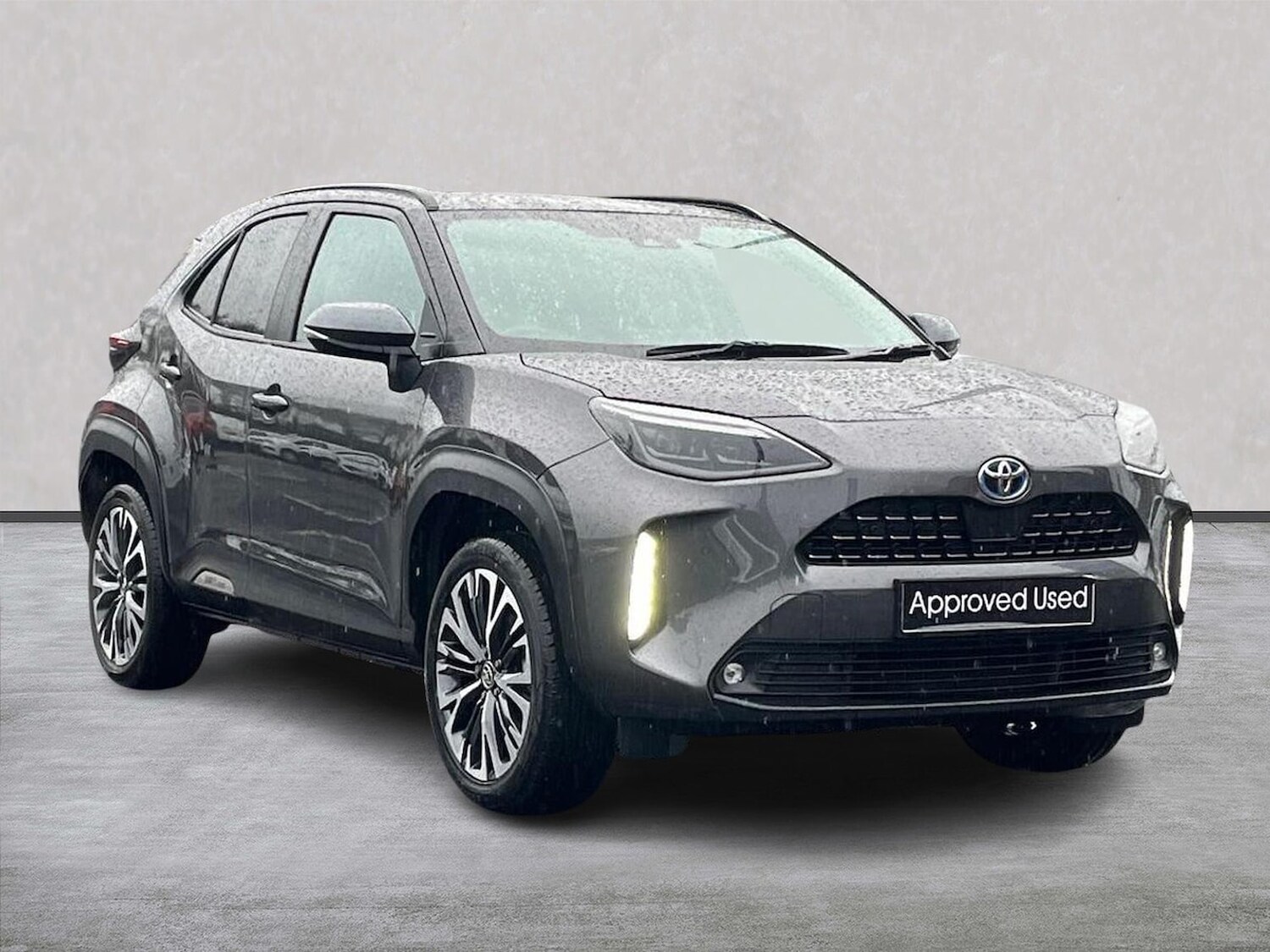 Used Toyota Yaris Cross 2023 for sale - 76532468: Photo 1