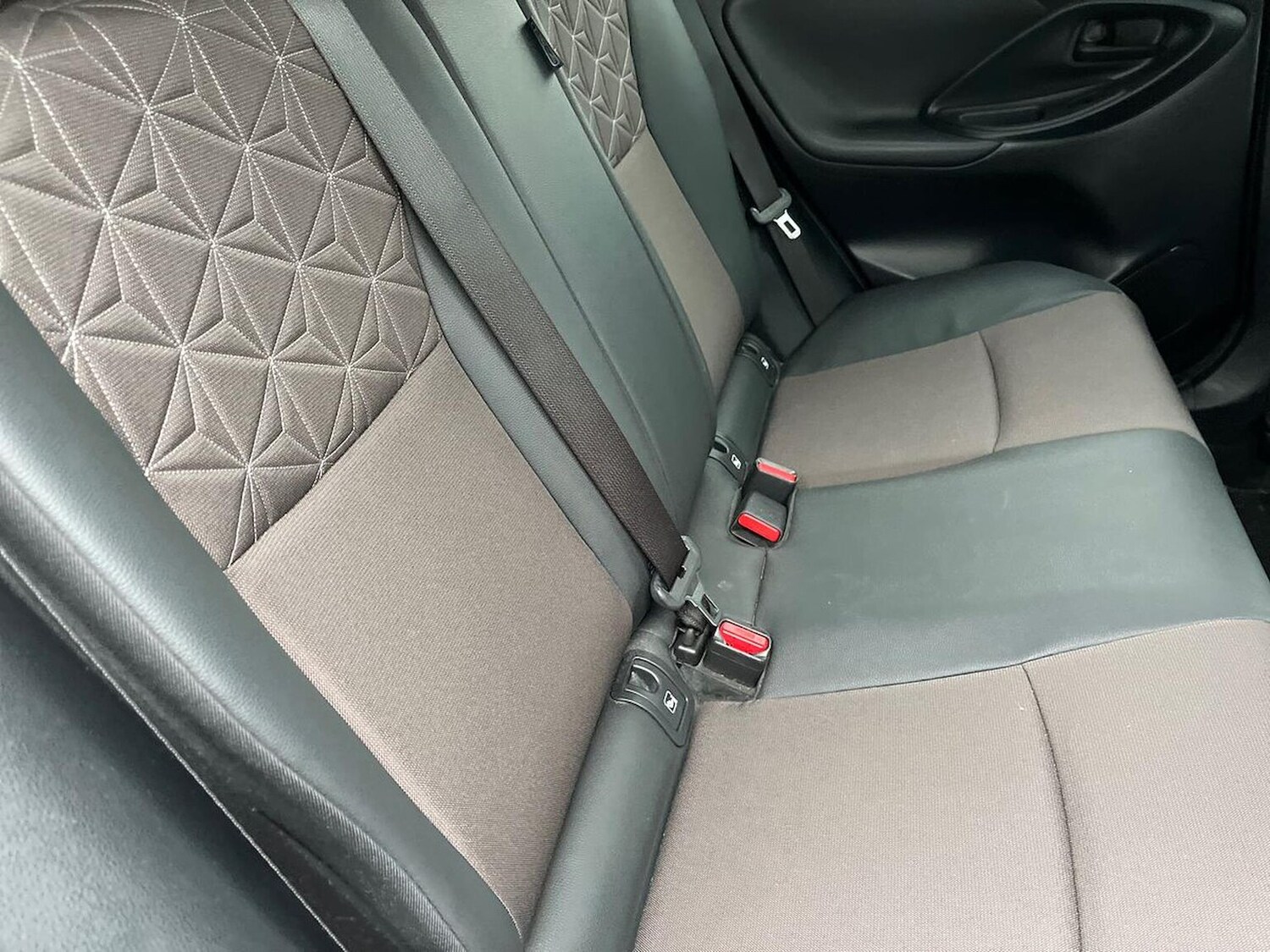 Used Toyota Yaris Cross 2023 for sale - 76532468: Photo 16