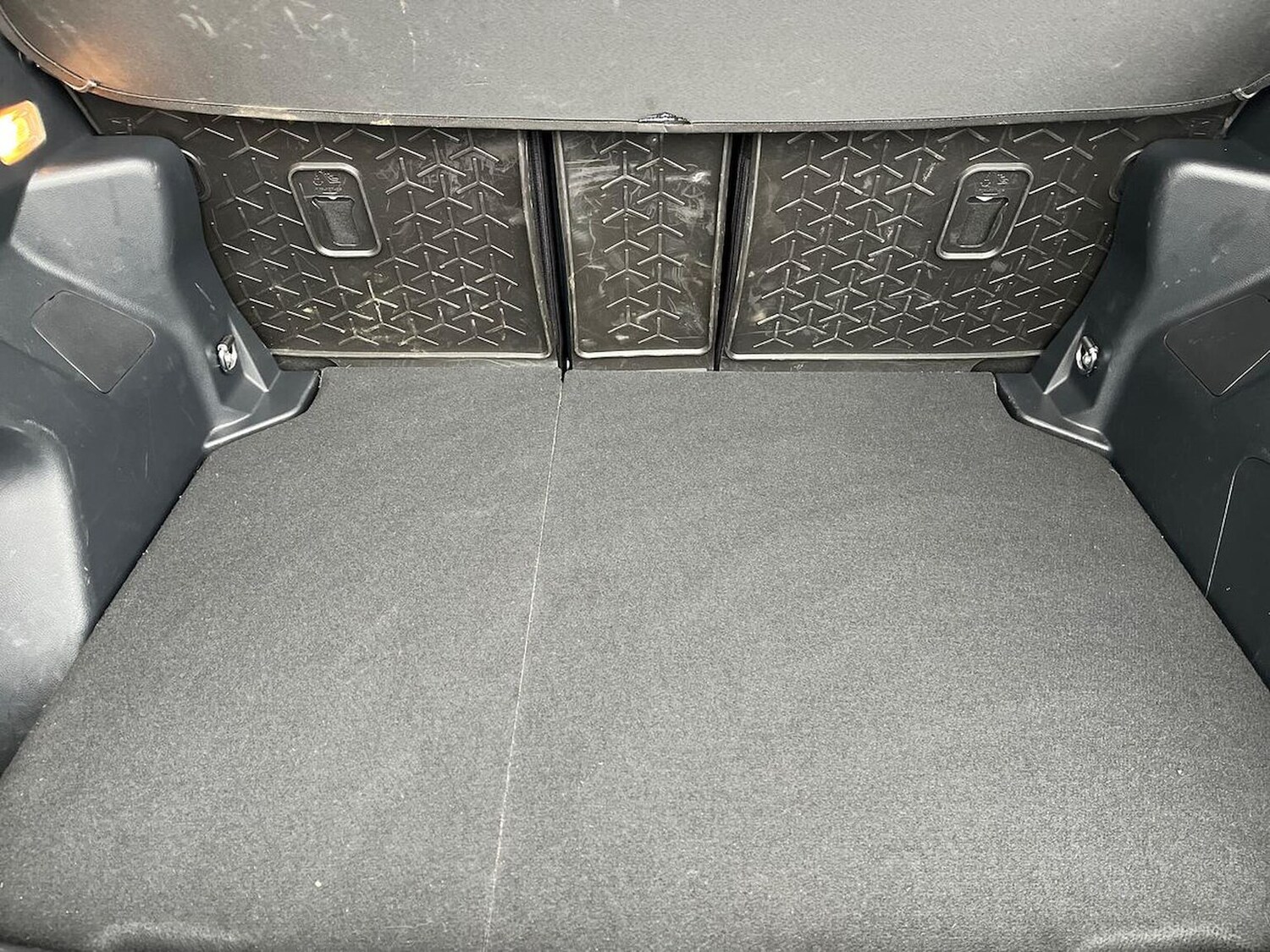 Used Toyota Yaris Cross 2023 for sale - 76532468: Photo 17