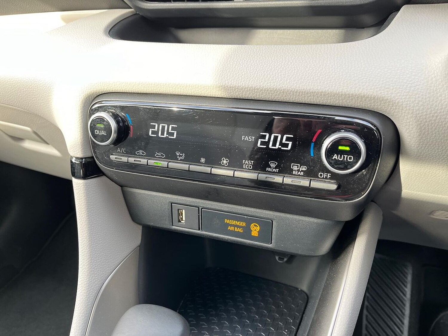 Used Toyota Yaris 2023 for sale - 78192995: Photo 14