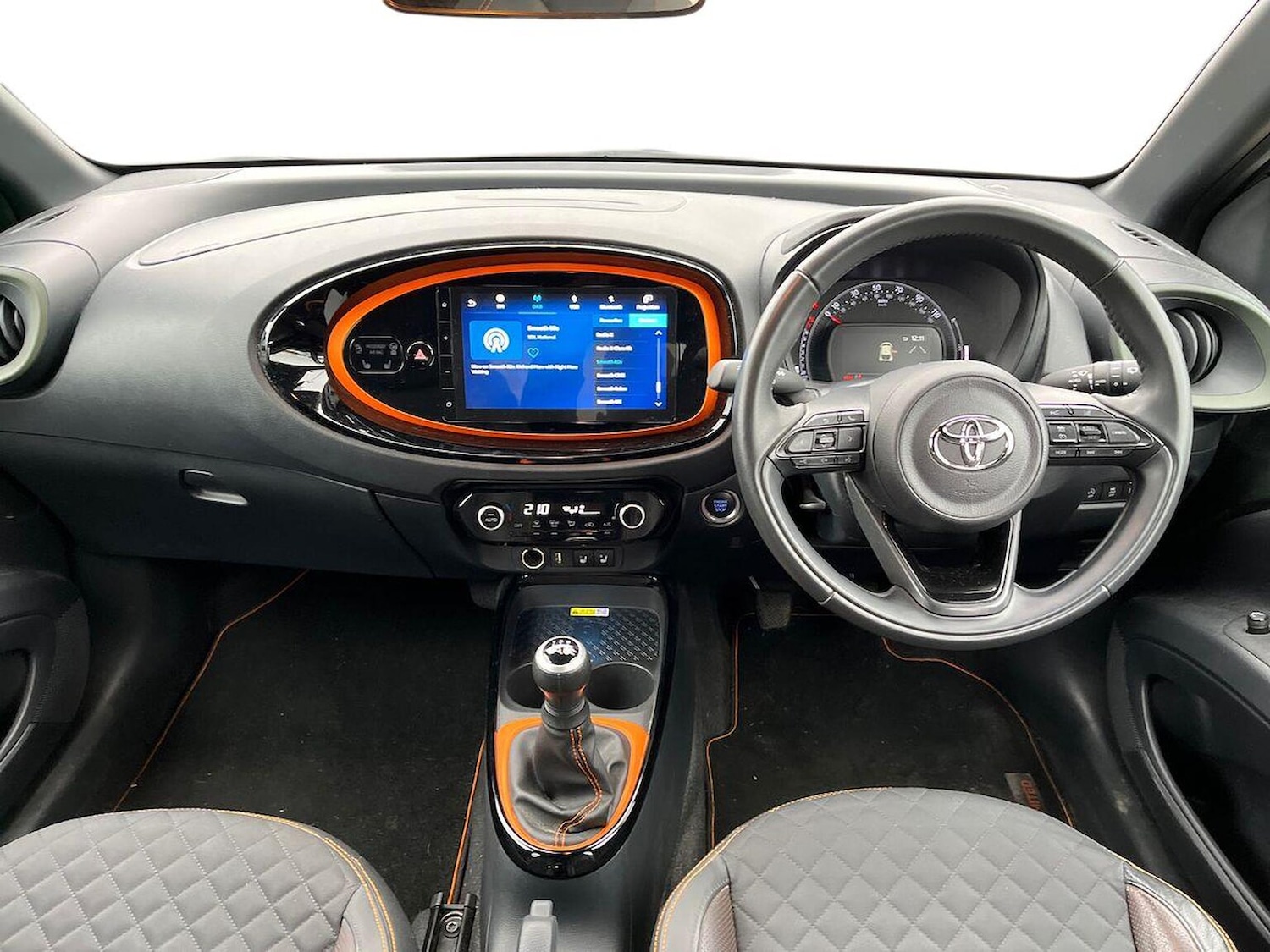 Used Toyota Aygo X 2022 for sale - 76324530: Photo 8