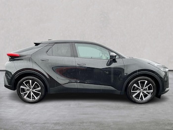 Used Toyota C-HR 2025 for sale - 75957028: Photo