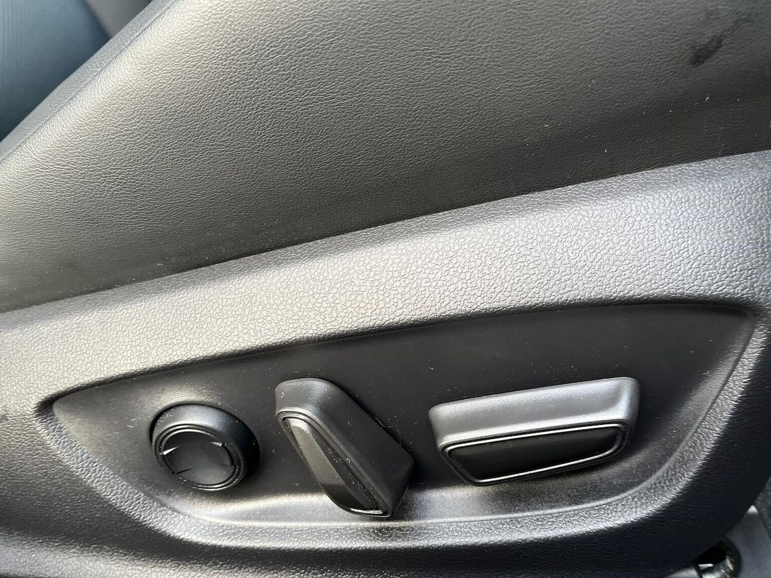 Used Toyota Prius 2025 for sale - 78121842: Photo 32