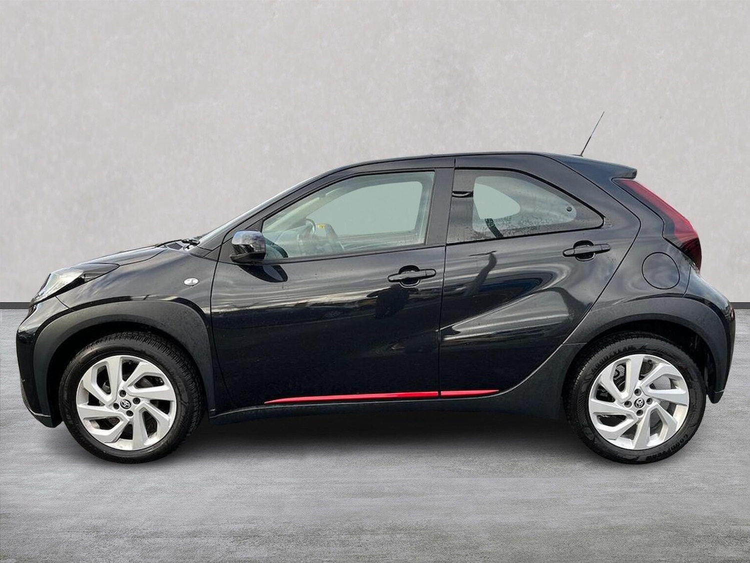 Used Toyota Aygo X 2023 for sale - 76532474: Photo 19
