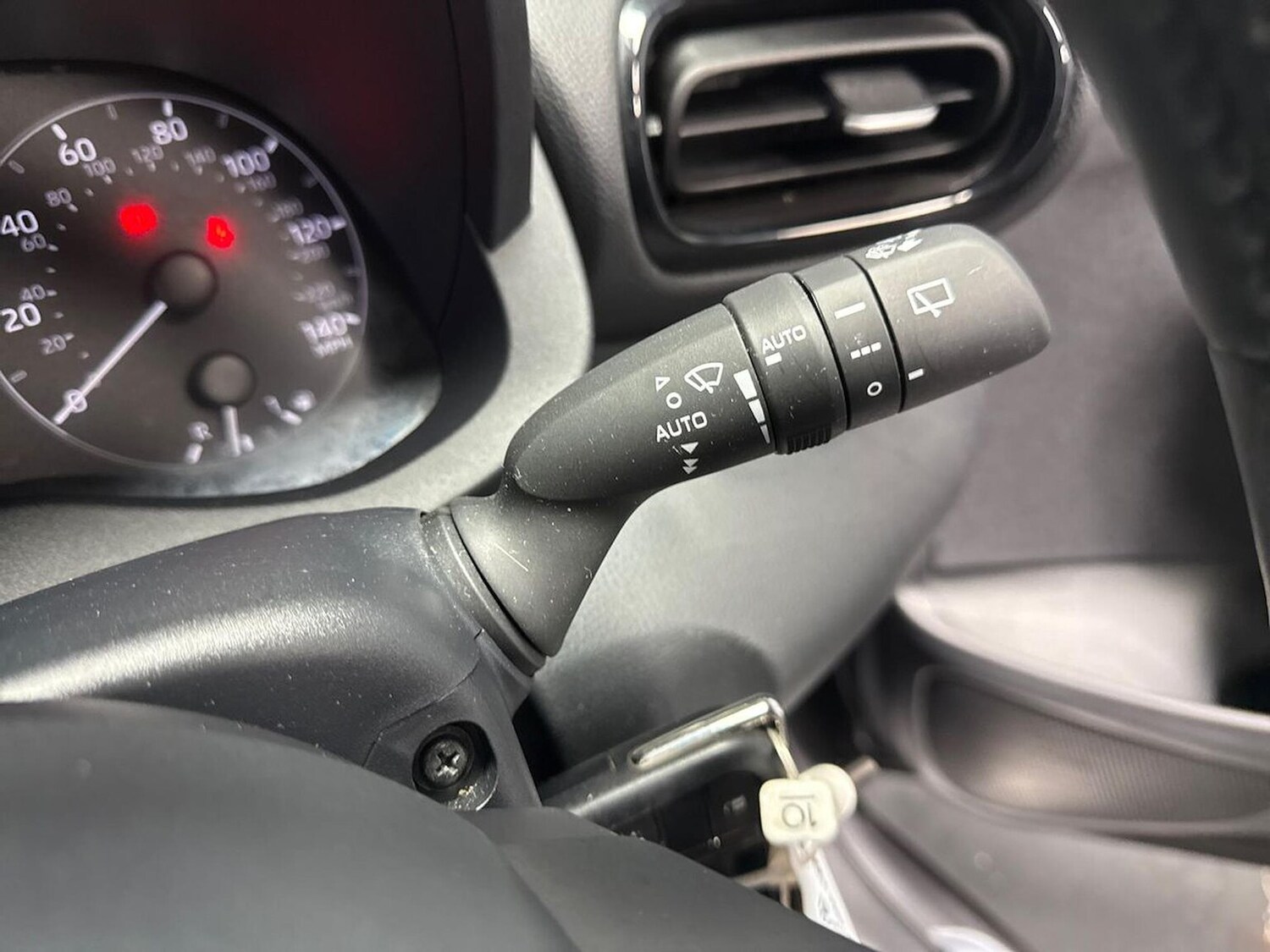 Used Toyota Yaris 2022 for sale - 76114251: Photo 26