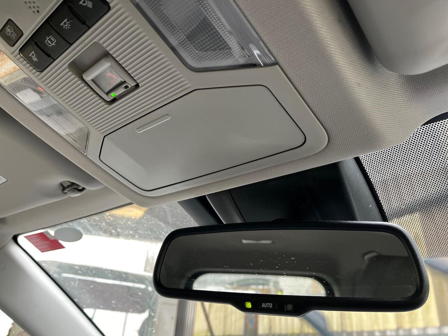 Used Toyota RAV4 2019 for sale - 78193075: Photo 16