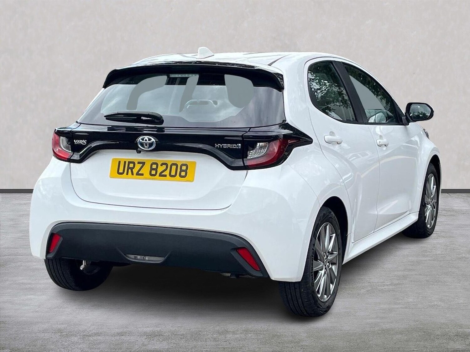 Used Toyota Yaris 2023 for sale - 76129053: Photo 18