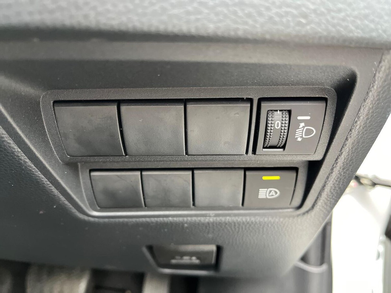 Used Toyota Yaris 2023 for sale - 76129053: Photo 22