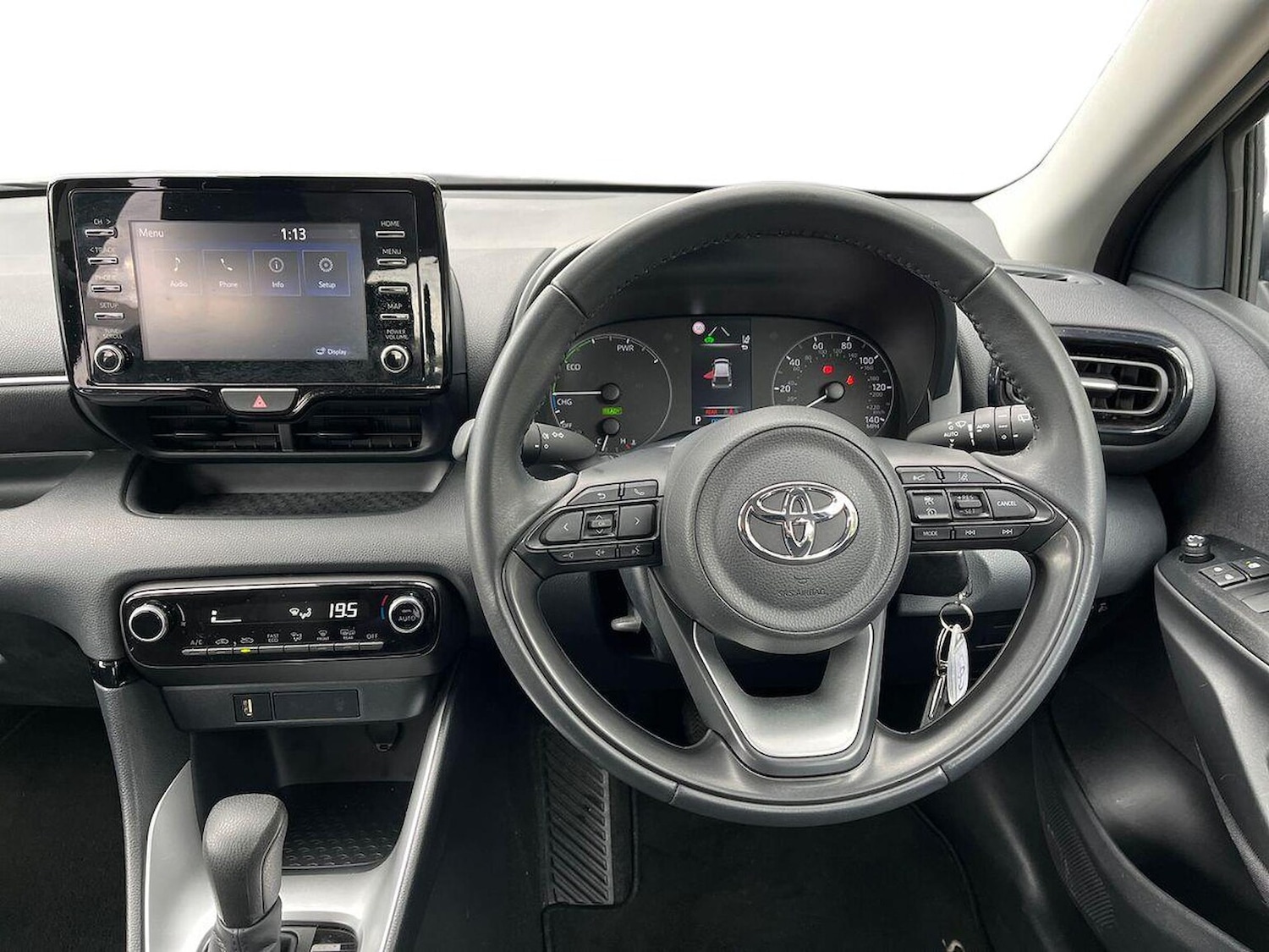 Used Toyota Yaris 2023 for sale - 76129053: Photo 9