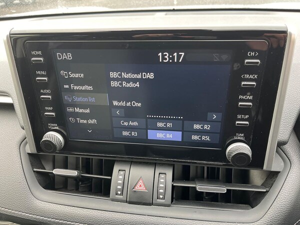 Used Toyota RAV4 2020 for sale - 76198356: Photo 11