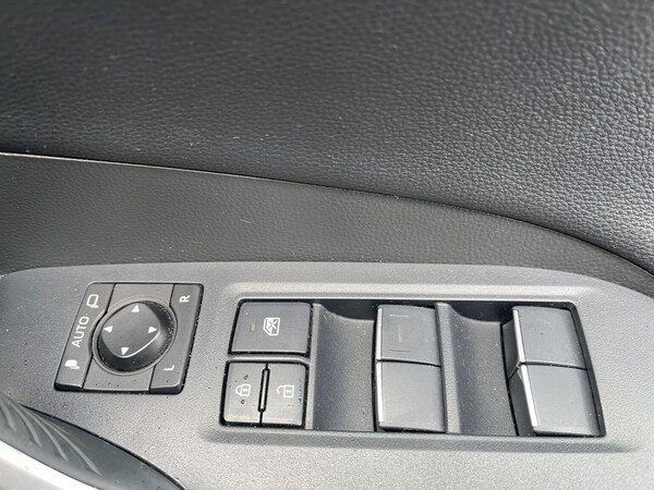 Used Toyota RAV4 2020 for sale - 76198356: Photo 21