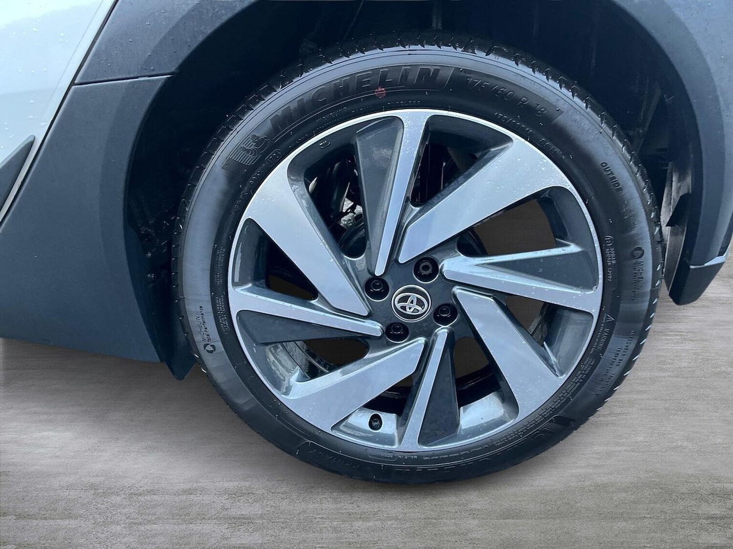 Used Toyota Aygo X 2024 for sale - 77802125: Photo 6