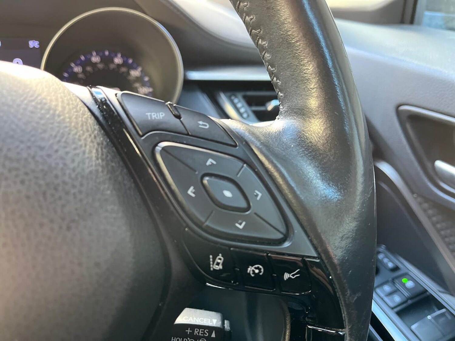 Used Toyota C-HR 2020 for sale - 76682586: Photo 26